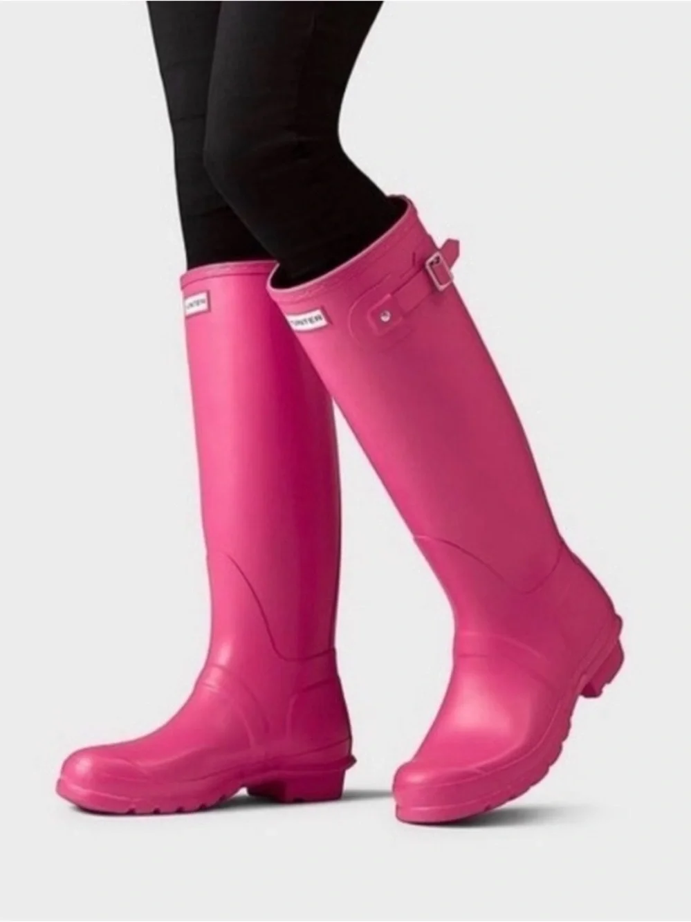 Hunter Girl’s Original Mid-Calf Rubber Rain Boot in Pink Size US 5; EU 36